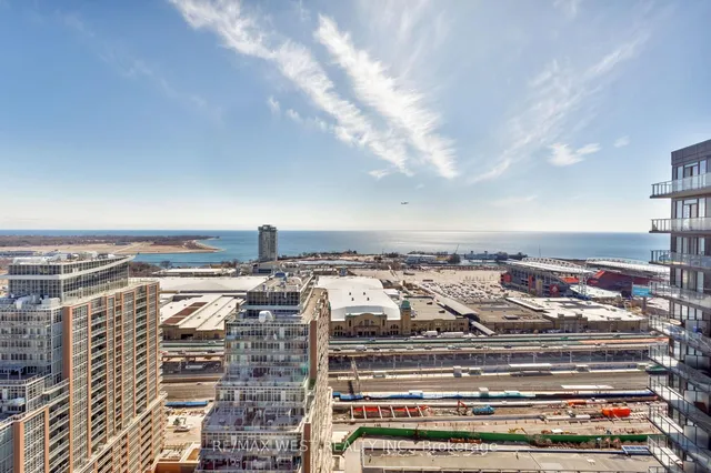 Additional image 2 of 150 East Liberty St Unit 2906