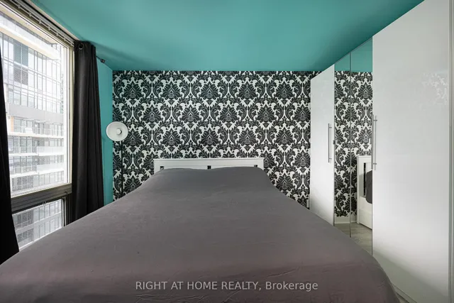 Additional image 7 of 81 Navy Wharf Crt Unit 1106