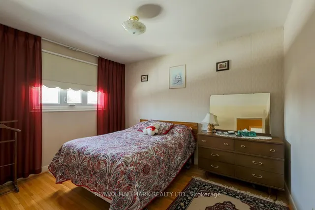 Additional image 11 of 22 Kitson Dr