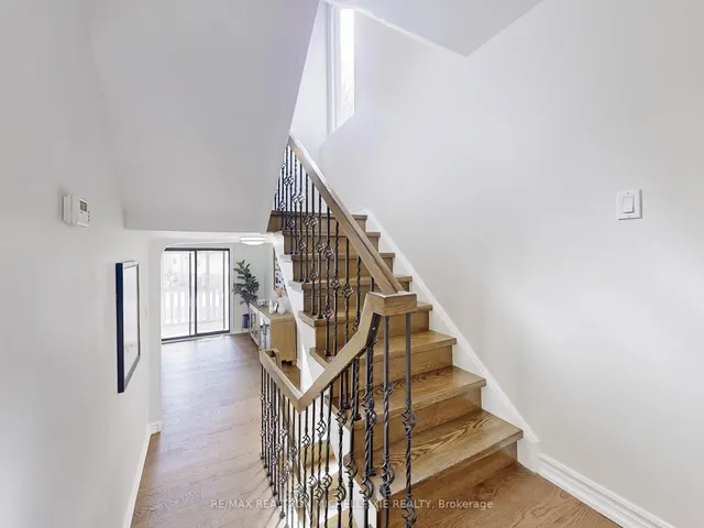 Additional image 17 of 130 Carolbreen Sq