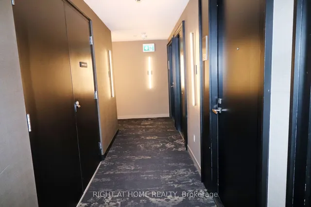 Additional image 29 of 31 Tippet Rd Unit 541