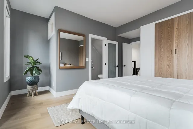 Additional image 28 of 31 Kelvin Ave