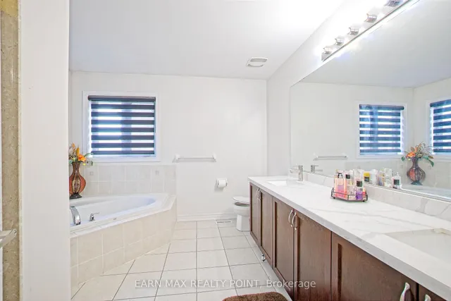 Additional image 20 of 60 Vanwood Cres