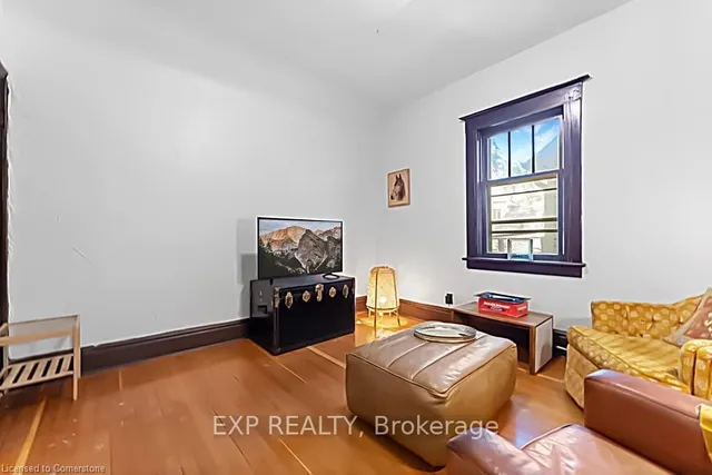 Additional image 24 of 85 Chestnut St