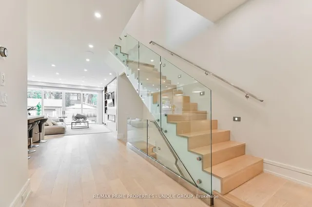 Additional image 16 of 275 Glenforest Rd