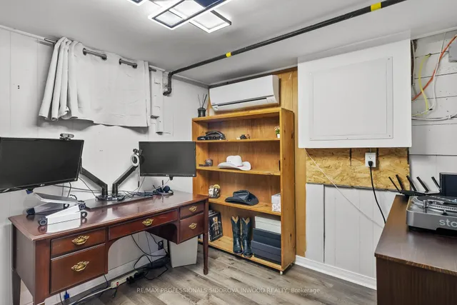 Additional image 32 of 33 Durie St