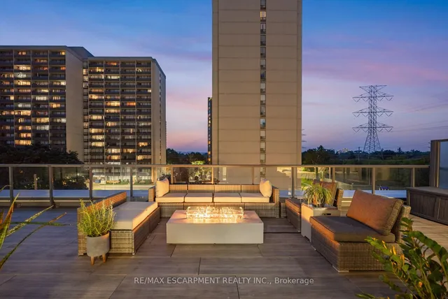 Additional image 35 of 500 Brock Ave Unit 302