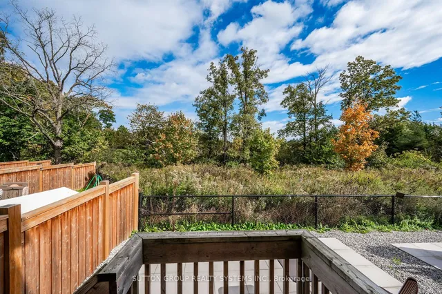 Additional image 6 of 230 Avonsyde Blvd Unit 37