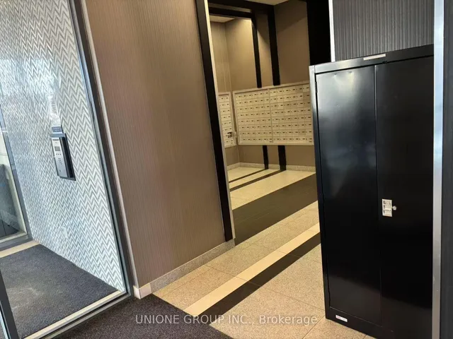 Additional image 12 of 51 East Liberty St Unit 315