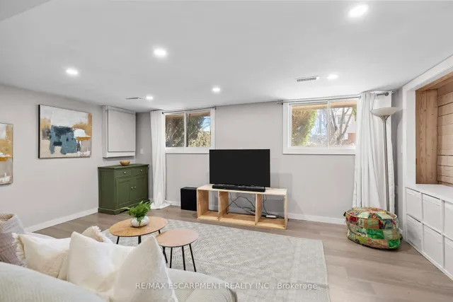 Additional image 19 of 5373 Spruce Ave