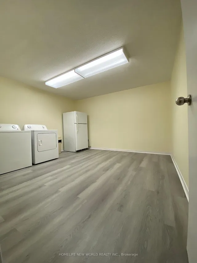 Additional image 15 of 290 Sheppard Ave