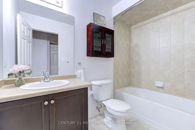 Additional image 17 of 151 Green Rd Unit 26