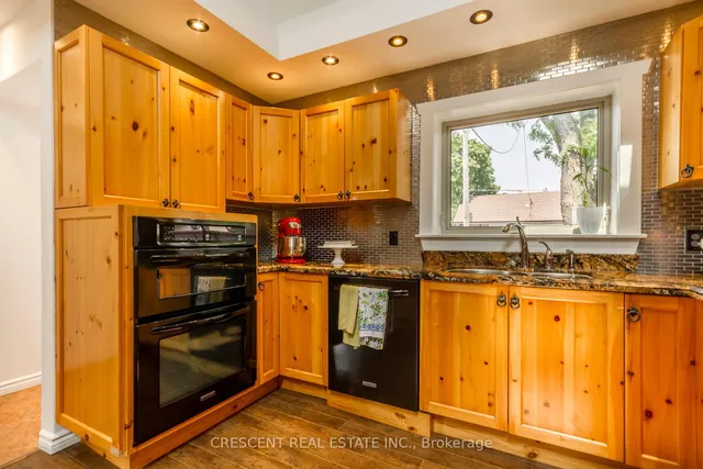 Additional image 7 of 35 Ellins Ave