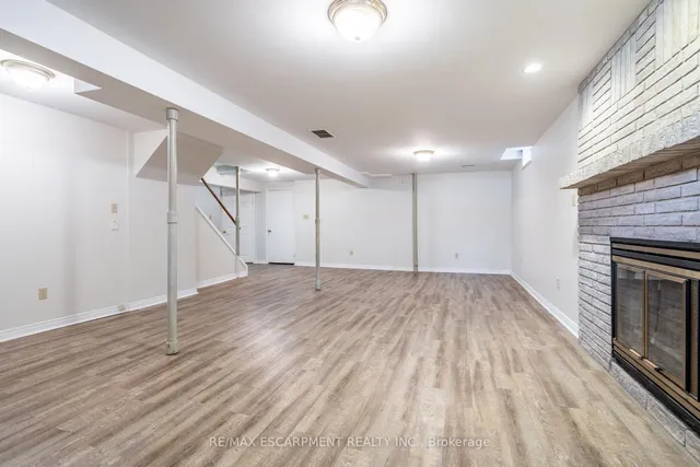 Additional image 37 of 35 Republic Ave