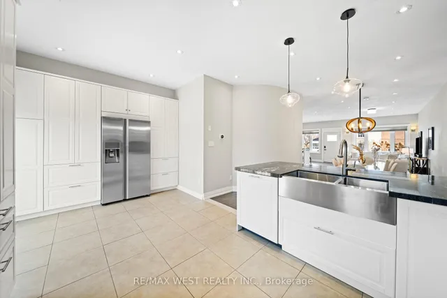 Additional image 8 of 714 Willard Ave