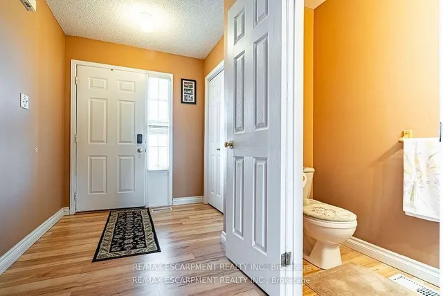 Additional image 4 of 1860 Upper Gage Ave Unit 6