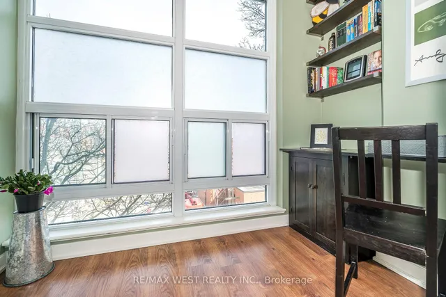 Additional image 29 of 380 Macpherson Ave Unit 333