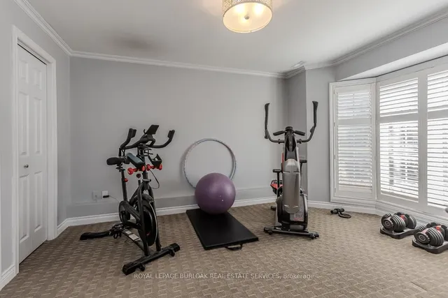 Additional image 37 of 2031 Foster Crt