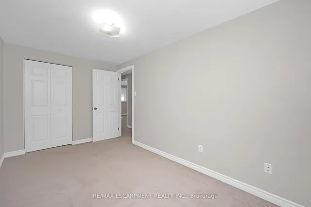 Additional image 21 of 594 Forestwood Cres