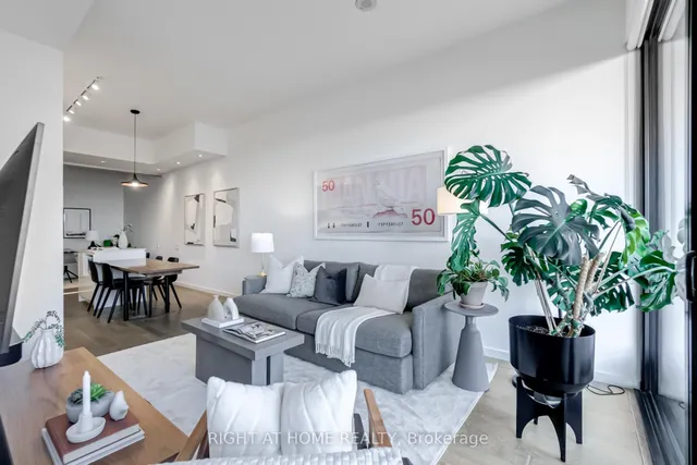 Additional image 6 of 383 Sorauren Ave Unit 802