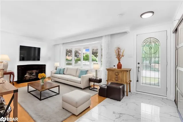 Additional image 5 of 2 Green Meadow Way