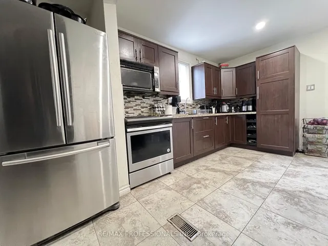 Additional image 10 of 4 Locust St