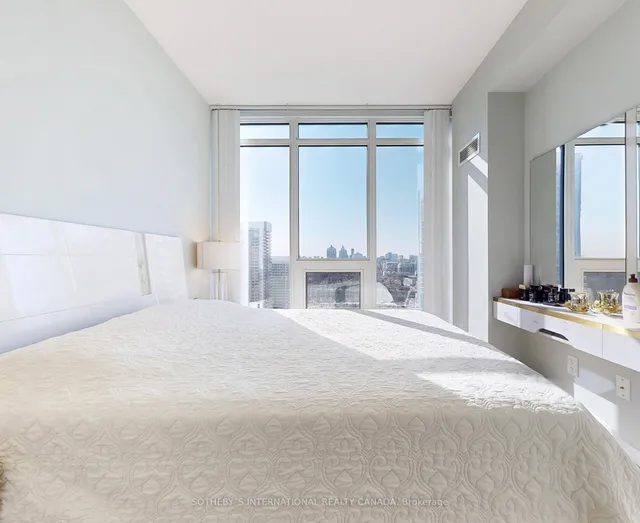 Additional image 20 of 121 McMahon Dr Unit 2916