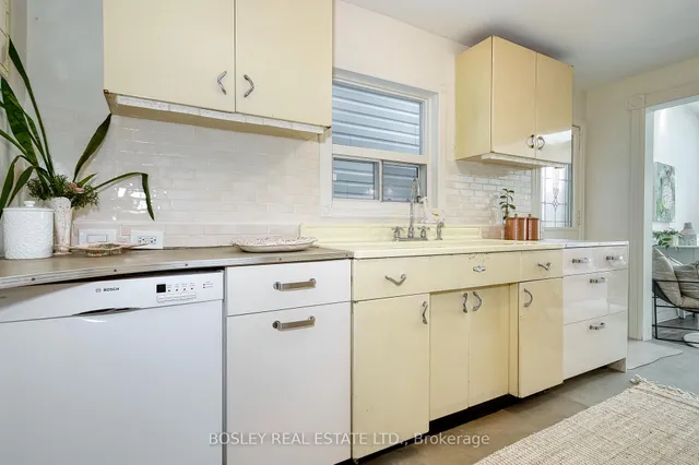 Additional image 13 of 32 Tecumseth St