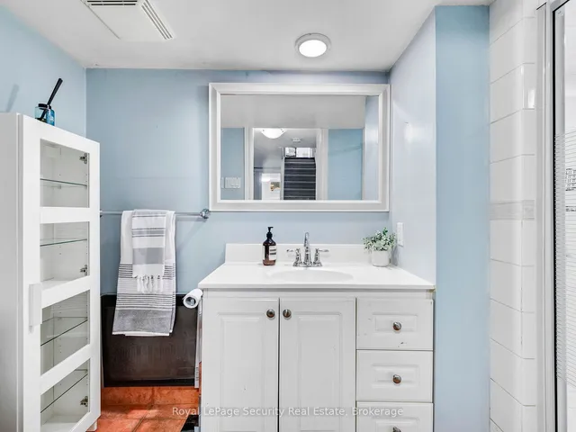 Additional image 28 of 8 Kingsgarden Rd