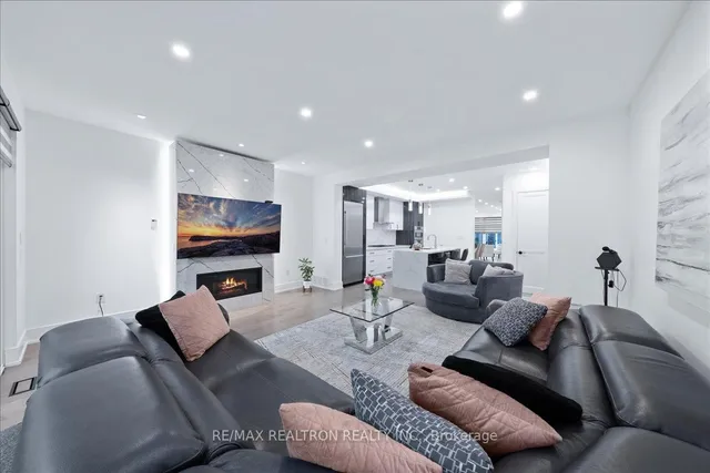 Additional image 25 of 46 Franklin Ave