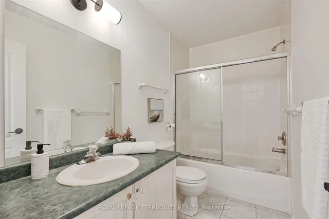 Additional image 27 of 176 Manitoba St Unit 7