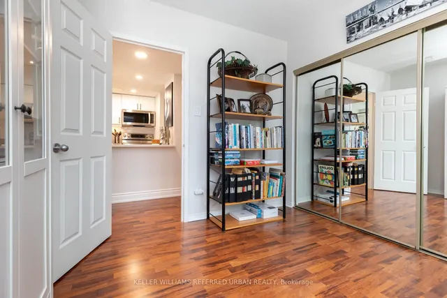 Additional image 22 of 77 Harbour Sq Unit 302