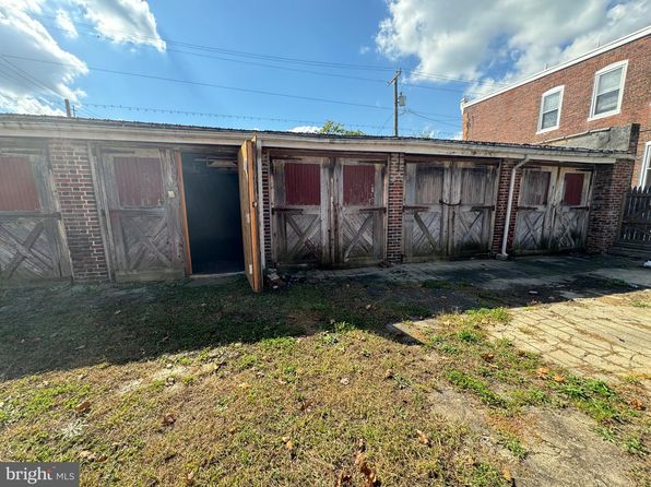 203 E Slocum St #A, Philadelphia, PA 19119