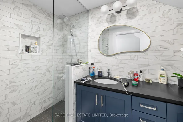 Additional image 29 of 225 Carlton St