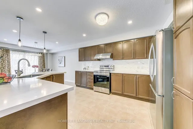 Additional image 15 of 206 Bellagio Ave