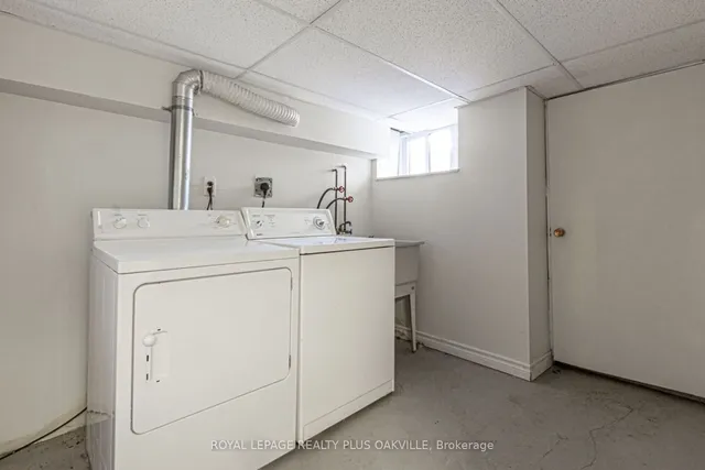 Additional image 21 of 58 Lorne Ave