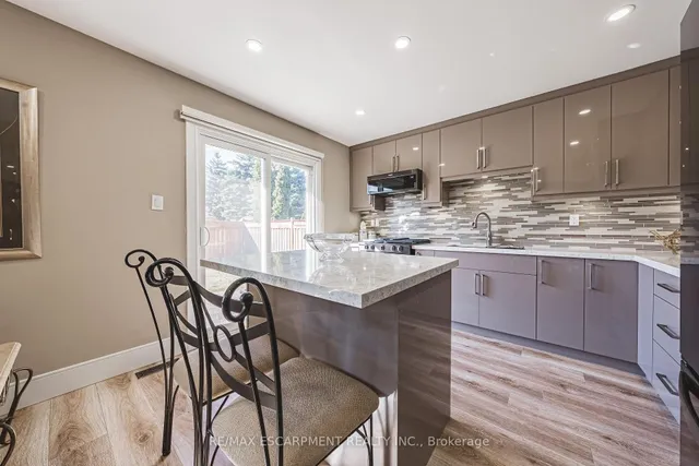 Additional image 9 of 103 Broughton Ave