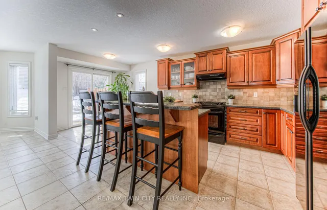 Additional image 11 of 159 Riehm St