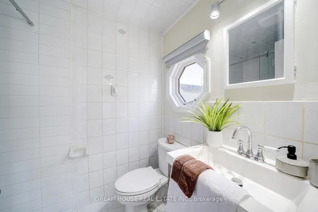 Additional image 28 of 19 Juliette Sq