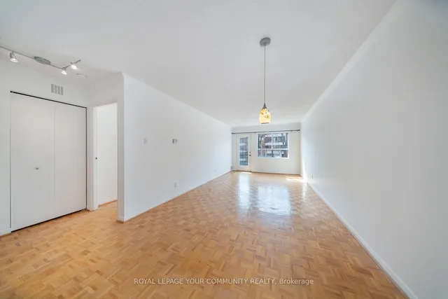 Additional image 9 of 928 Millwood Rd Unit 306