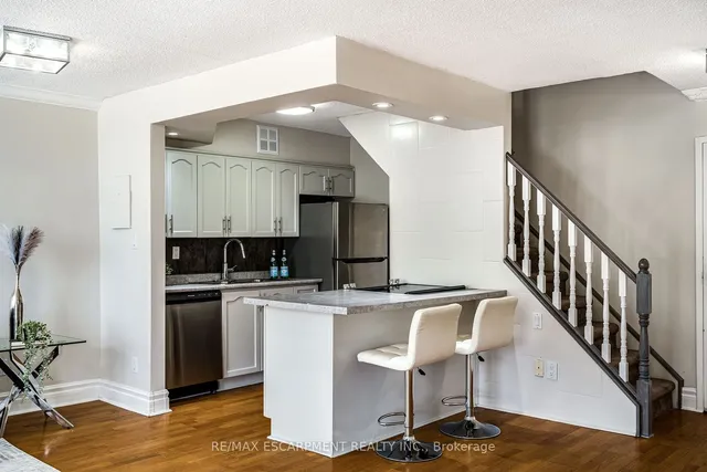 Additional image 11 of 10 John St Unit 209