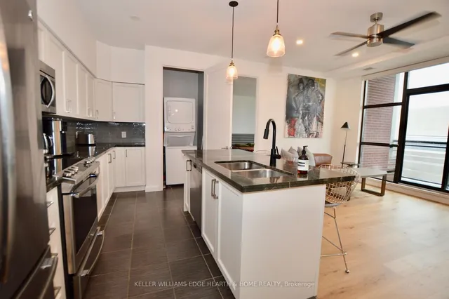 Additional image 12 of 112 King St Unit 1108