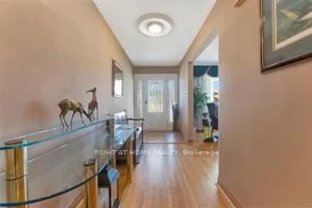 Additional image 3 of 3592 Stonecreek Cres