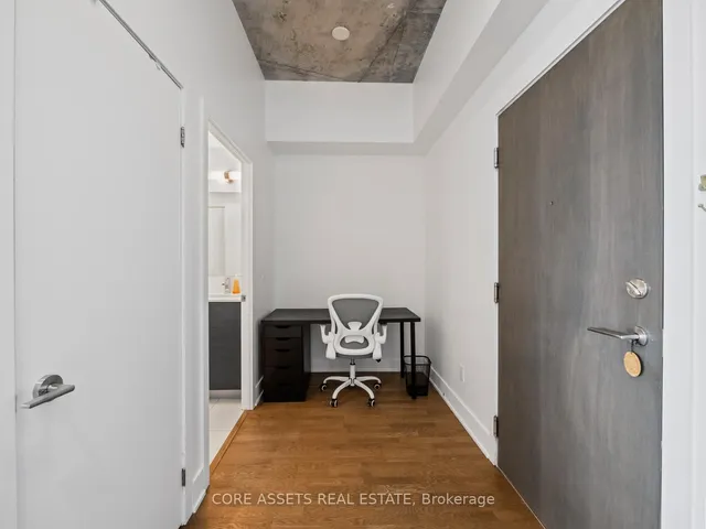 Additional image 4 of 90 Trinity St Unit 804