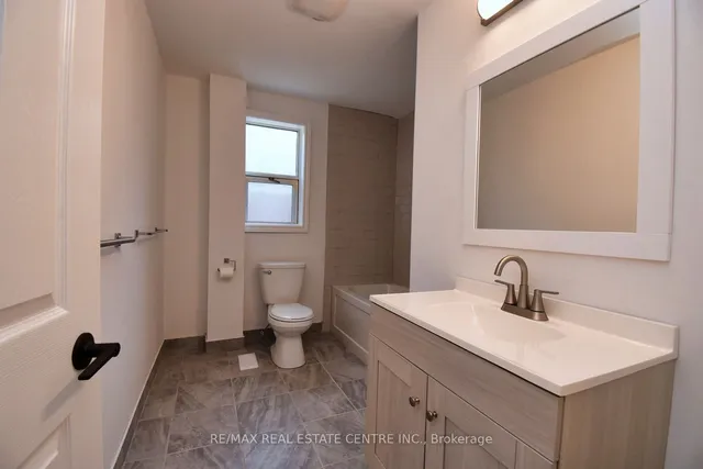 Additional image 18 of 14 Graham Ave