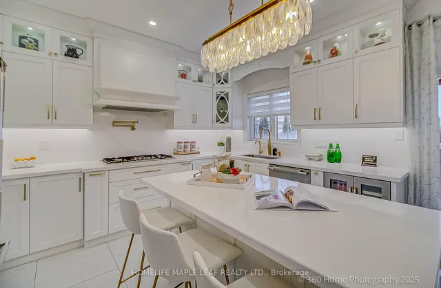 Additional image 22 of 174 Bayhampton Dr