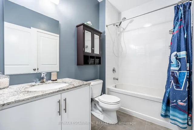 Additional image 8 of 4040 UPPER MIDDLE Rd Unit 102