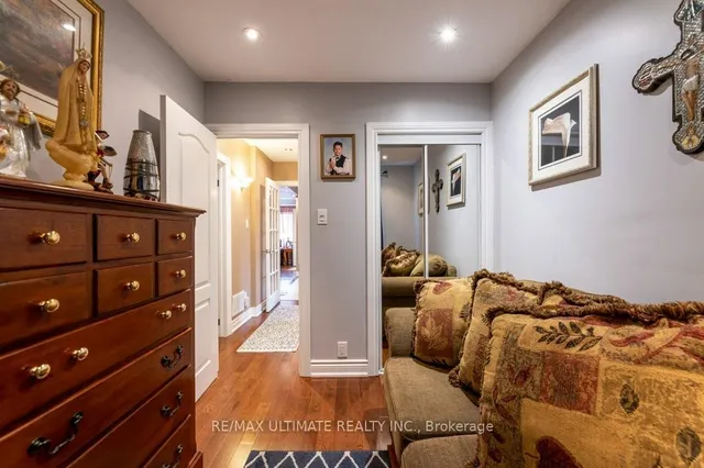 Additional image 16 of 698 Old Weston Rd