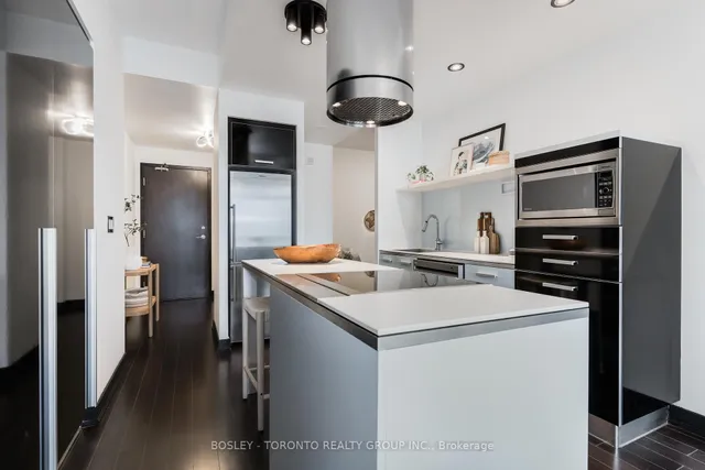 Additional image 17 of 38 Dan Leckie Way Unit 3011