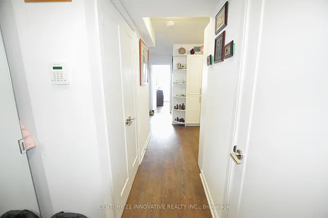 Additional image 13 of 275 Village Green Sq Unit 2616